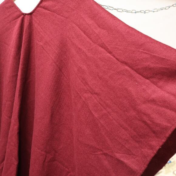 100 % Acrylic Cape Fringe Bottom Open Front Cranberry One Size - Picture 16 of 16